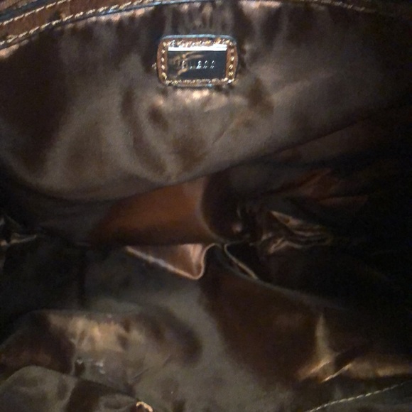 GUESS JOELLA tote bag. Faux Ostrich Embossed Leather. Rich brown shoulder bag. - Picture 11 of 16
